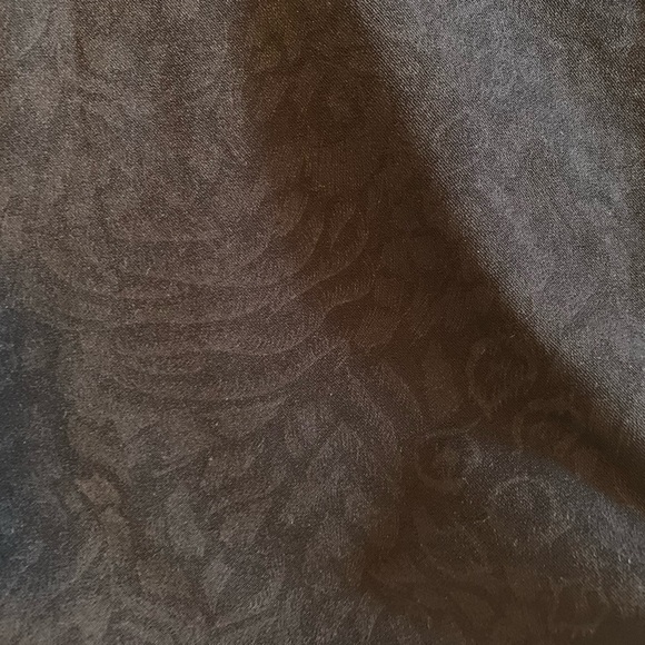 S.C. & Co. - Excellent condition - black floral comfortably stretchy pants - Picture 4 of 6